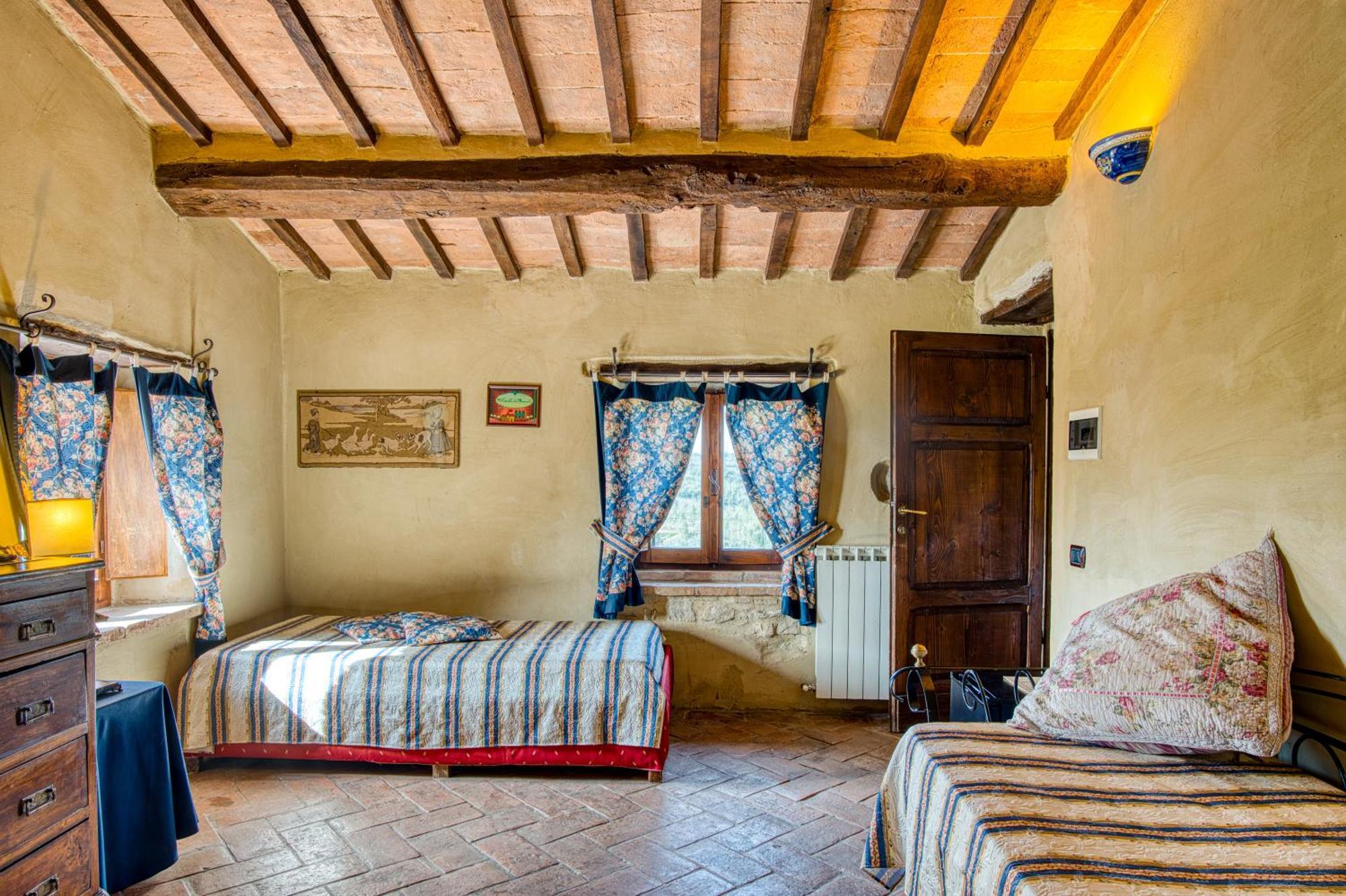 Le Buccole Country House Marsciano Bagian luar foto