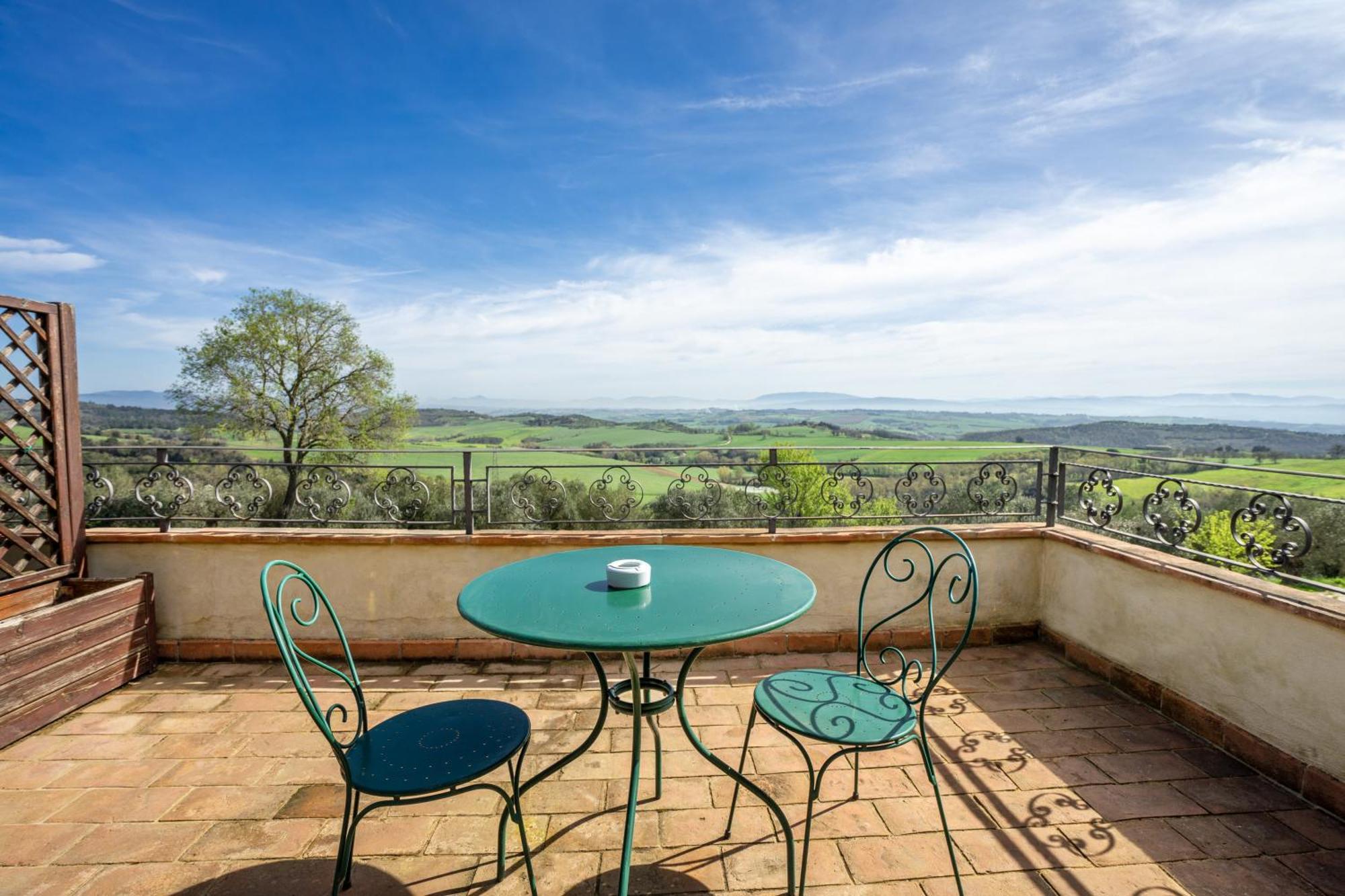 Le Buccole Country House Marsciano Bagian luar foto